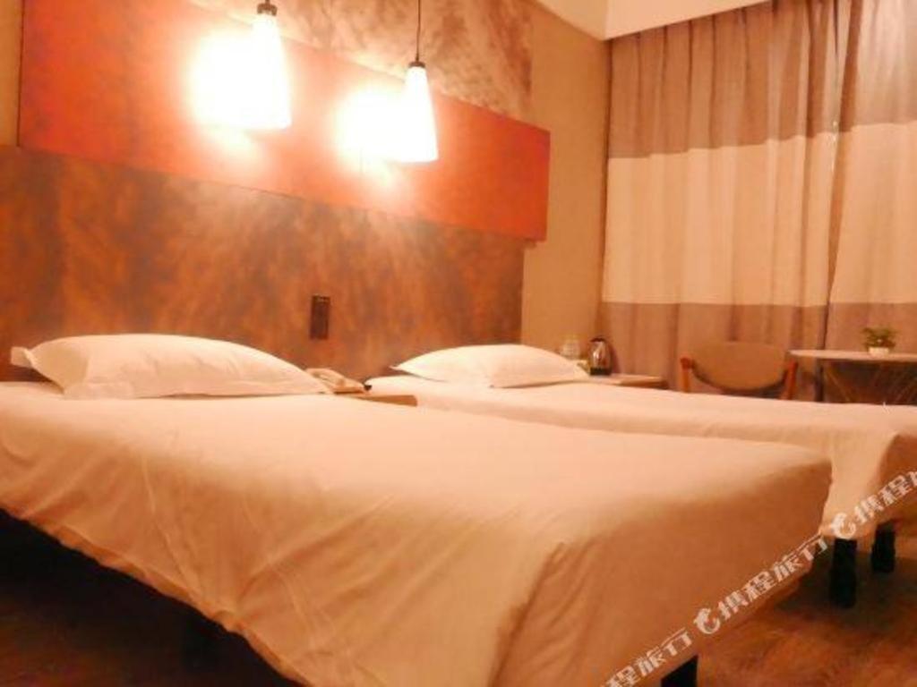 Ibis Nanchang Zhongshan Road Pedestrian Street Hotel Zewnętrze zdjęcie